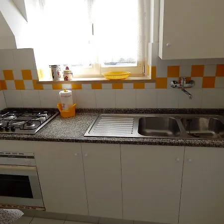 N94 - Numana, Casa Singola Trilocale Nel Cuore Del Paese Apartamento