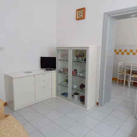 Apartamento N94 - Numana, Casa Singola Trilocale Nel Cuore Del Paese