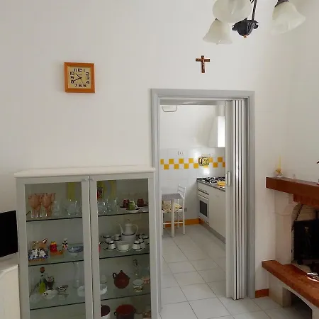 N94 - Numana, Casa Singola Trilocale Nel Cuore Del Paese * Numana